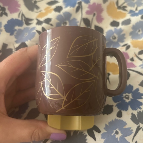 Yankee Candle Coffee Mug Scent-Plug Diffuser - Picture 2 of 5